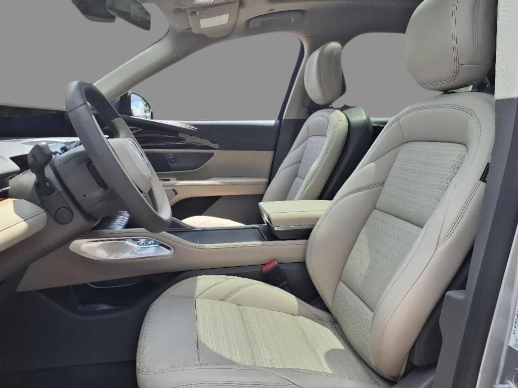 New 2025 Lincoln Nautilus Reserve w/ Jet Appearance Package AWD/4WD image 6