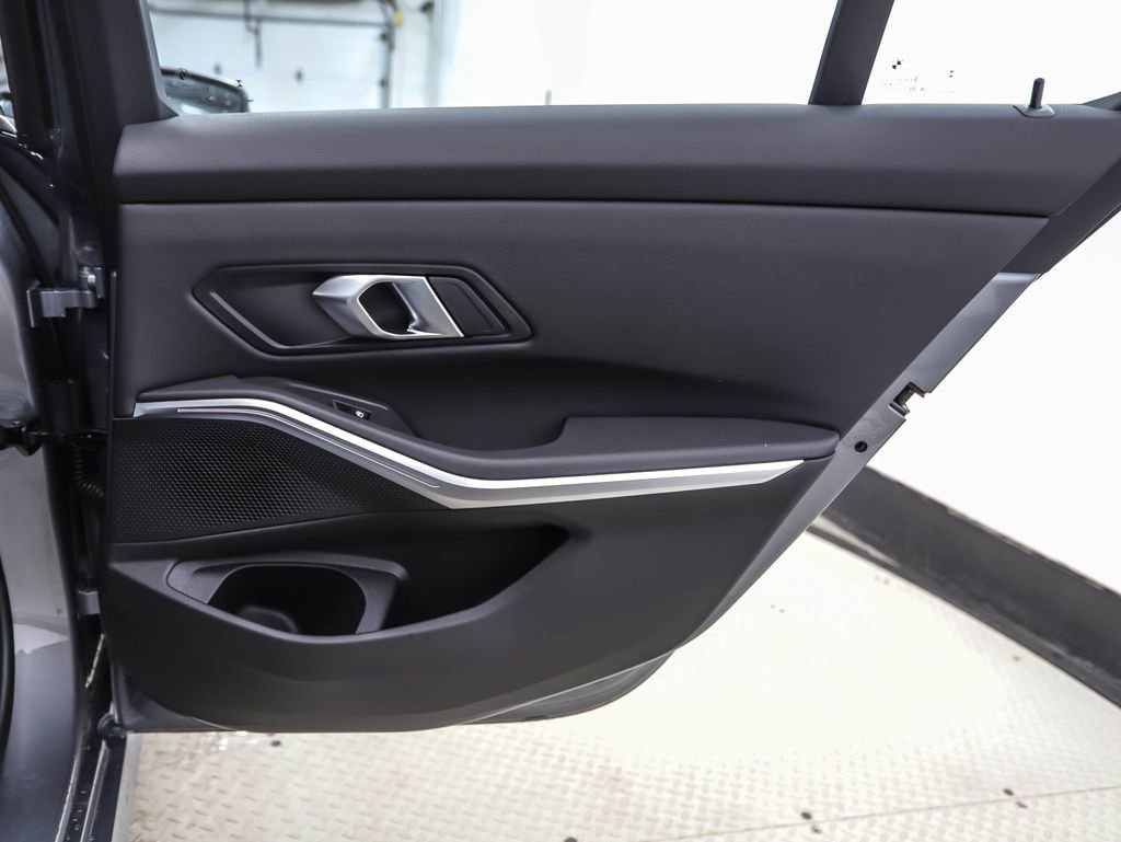 New 2026 BMW 330i xDrive Sedan w/ Convenience Package image 25