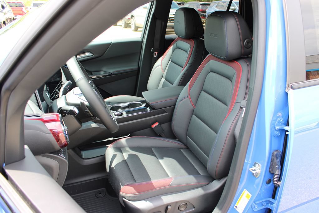 New 2026 Chevrolet Equinox RS w/ Convenience Package III FWD image 16