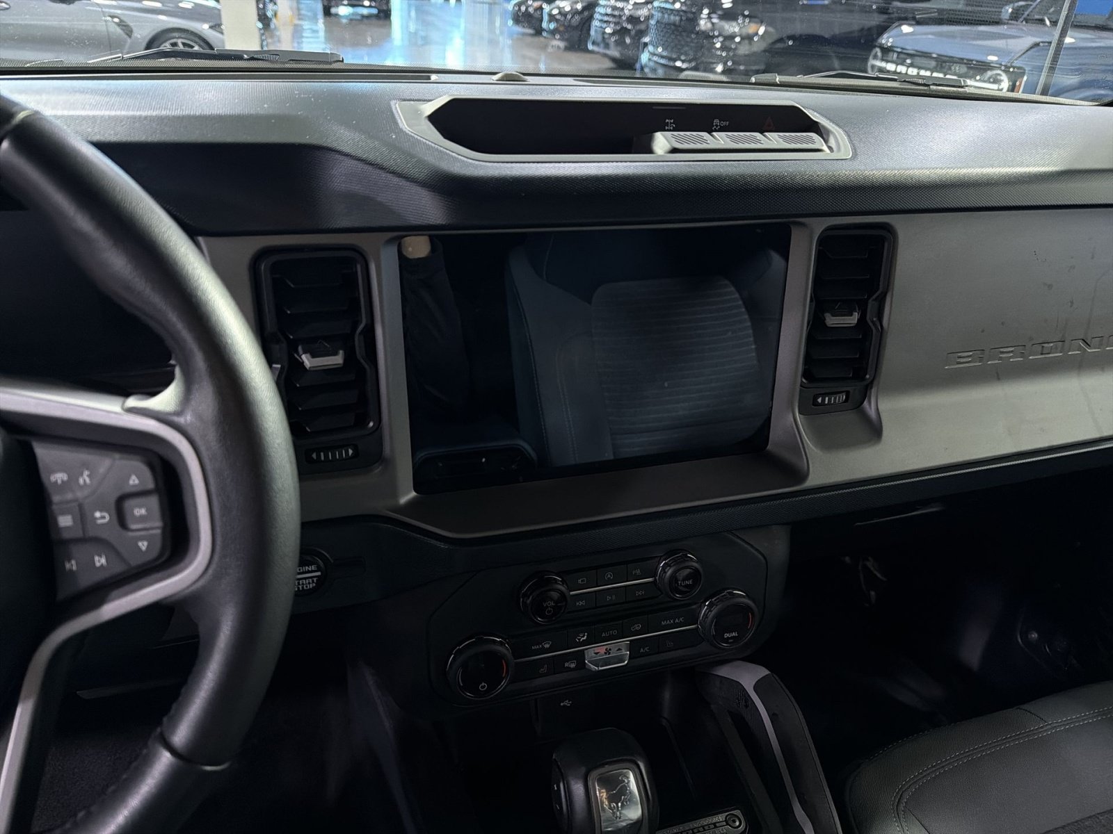 Used 2023 Ford Bronco Outer Banks AWD/4WD image 20
