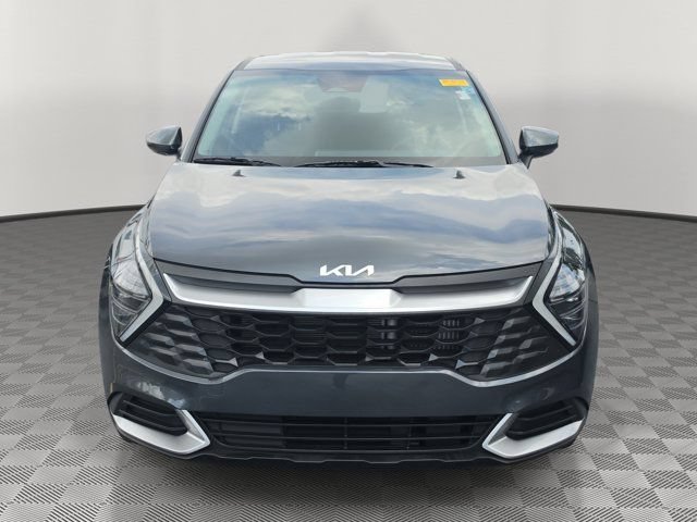 Used 2024 Kia Sportage LX AWD/4WD image 2