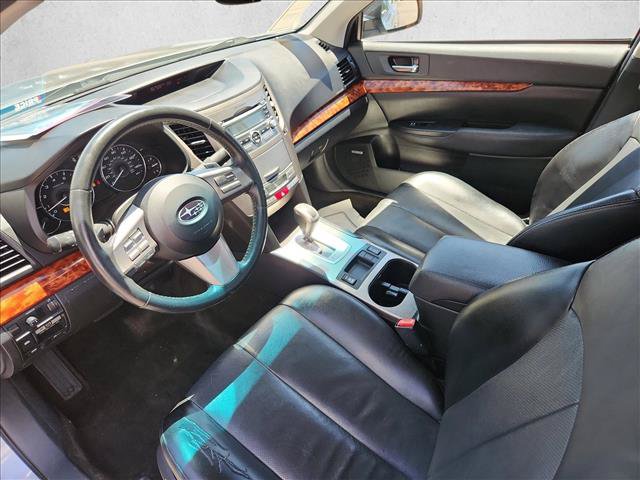 Used 2011 Subaru Legacy 2.5i Limited AWD/4WD image 9