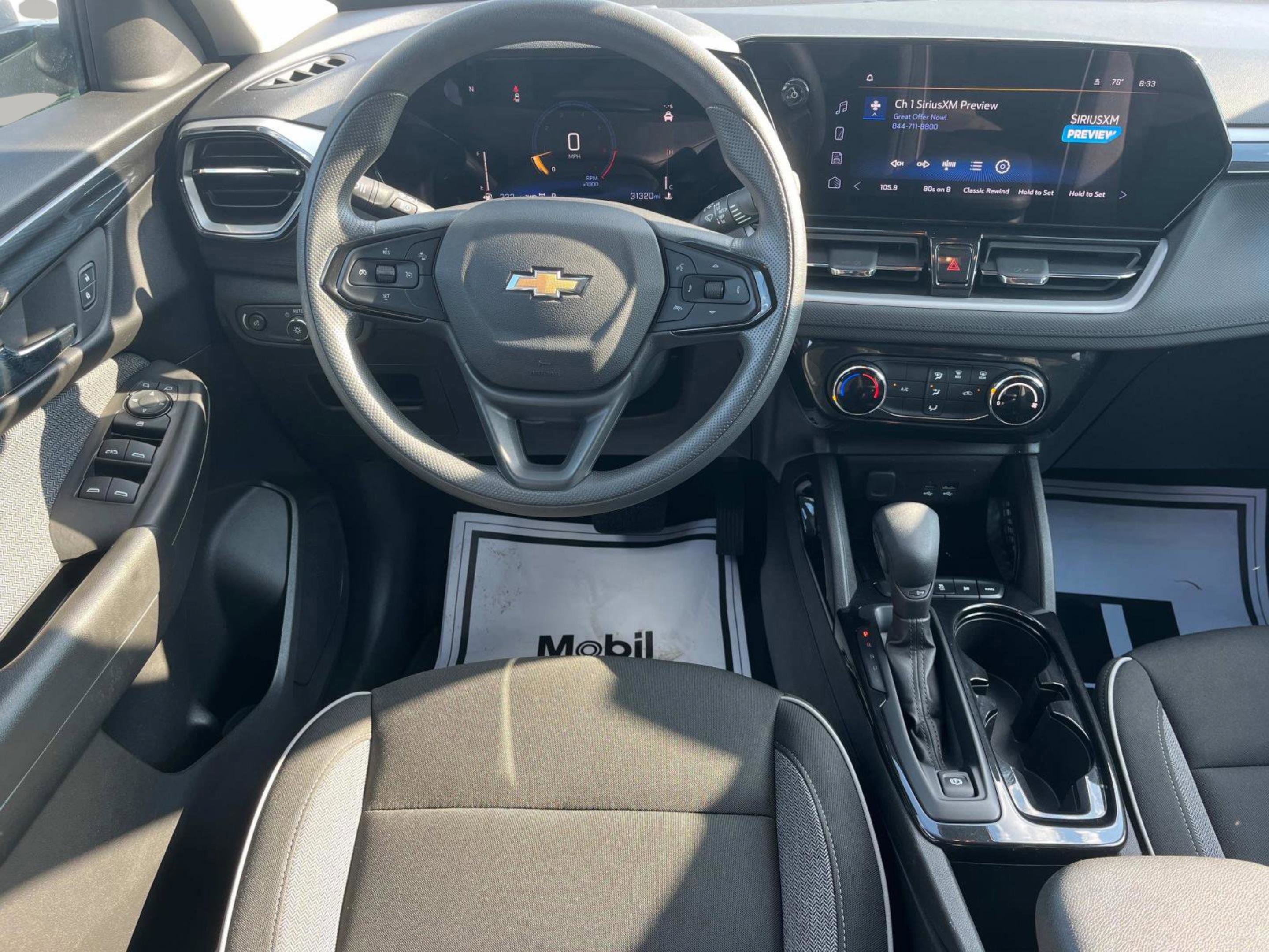 Used 2025 Chevrolet TrailBlazer LT image 9