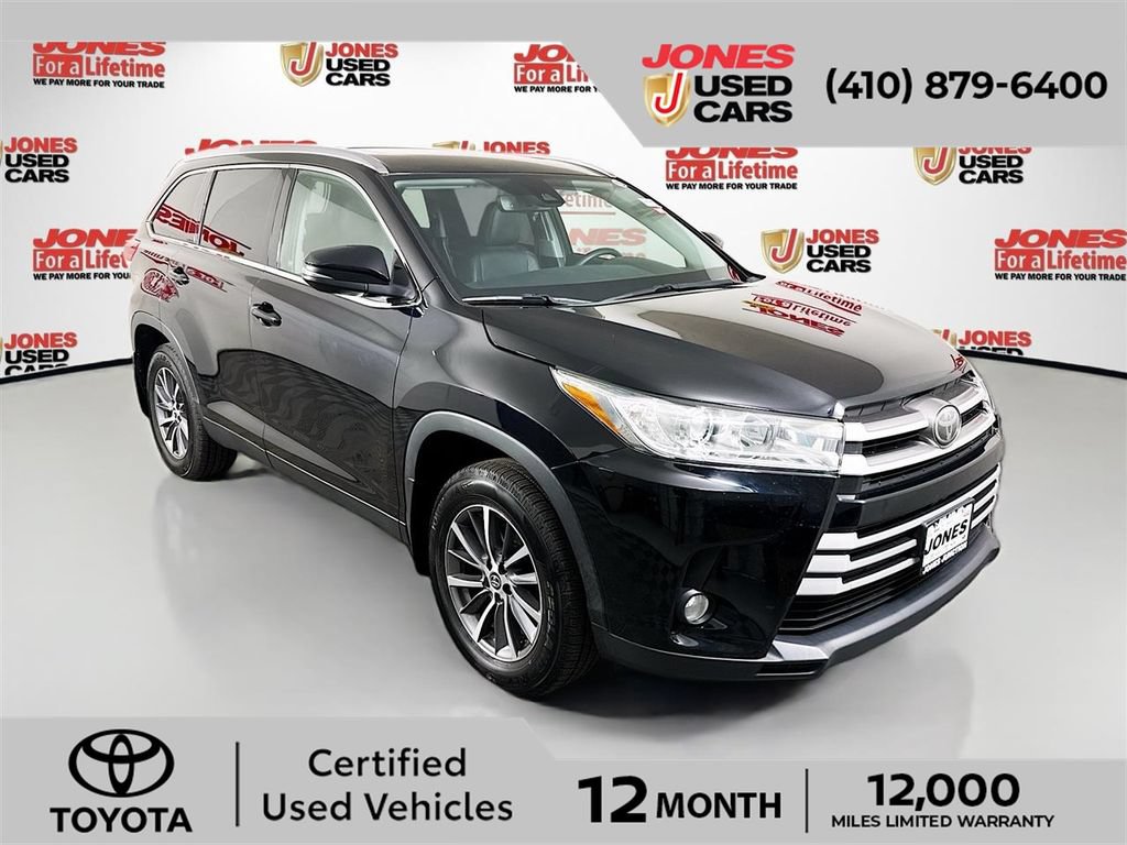 Certified 2019 Toyota Highlander XLE AWD/4WD image 1