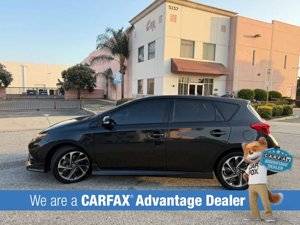 Used 2018 Toyota Corolla iM w/ All-Weather Mat Package FWD image 11