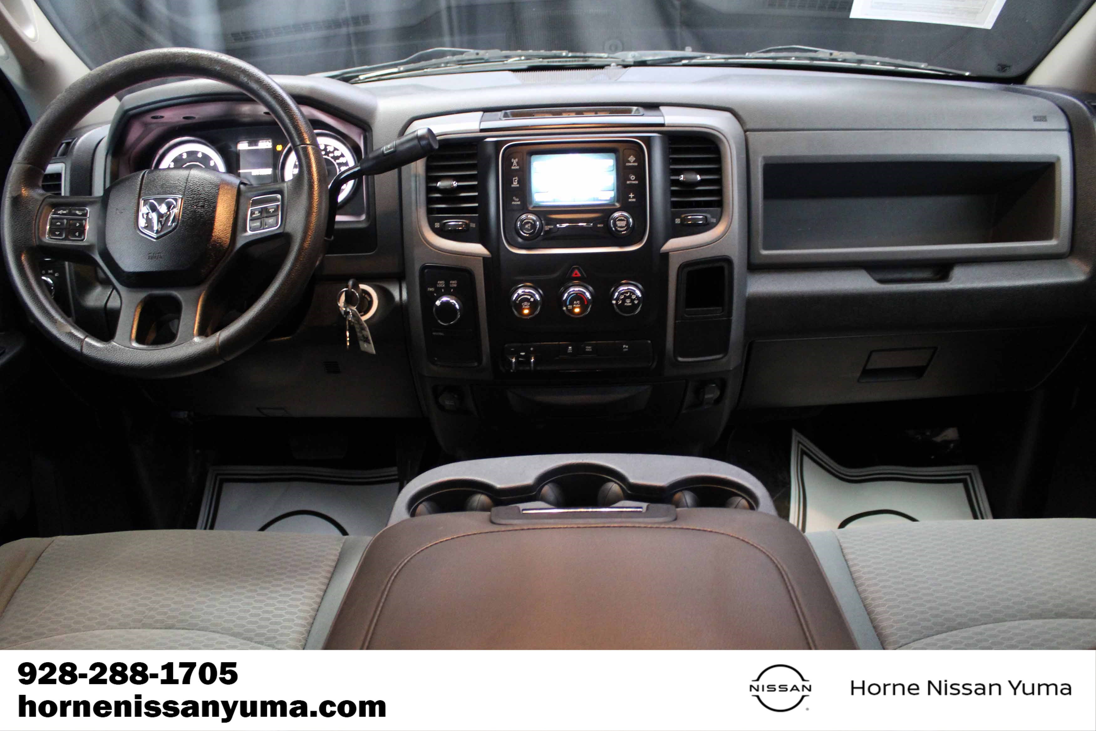 Used 2015 RAM 2500 Tradesman w/ Chrome Appearance Group AWD/4WD image 12