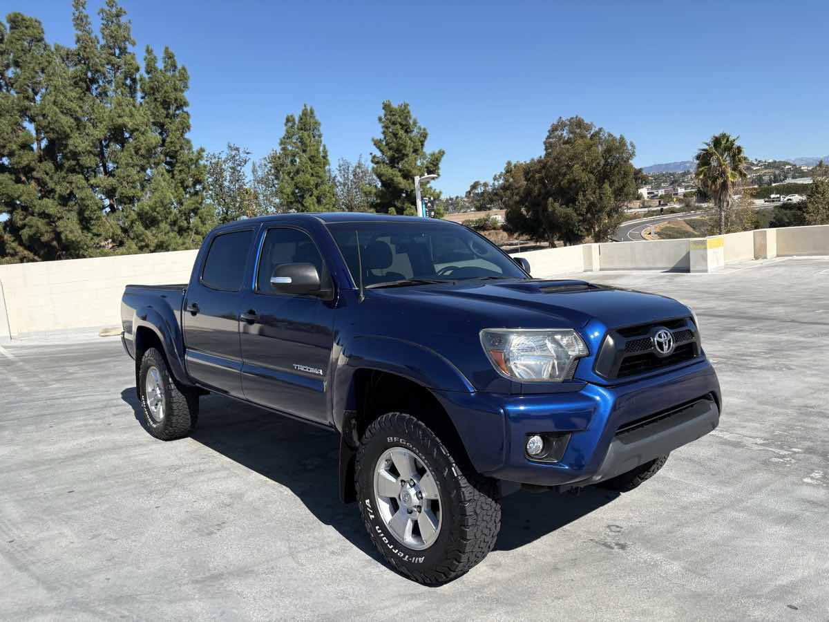 Used 2015 Toyota Tacoma PreRunner image 31