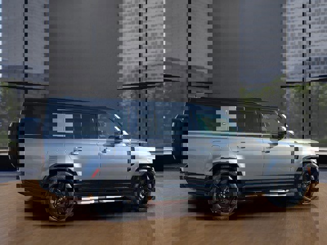 Used 2023 Land Rover Defender 130 X-Dynamic SE image 17