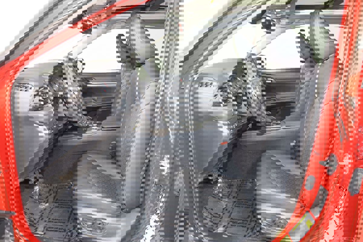 Used 2021 Toyota Camry XSE FWD image 11