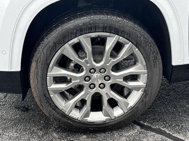 New 2026 GMC Acadia Denali w/ Super Cruise Package FWD image 17