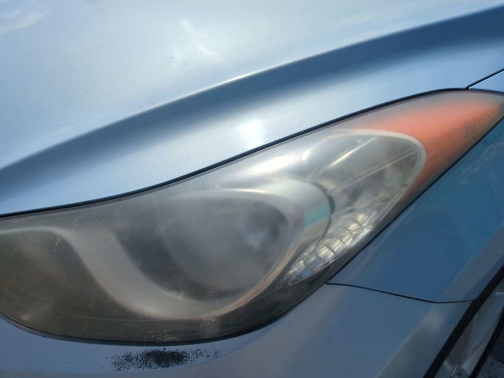 Used 2013 Hyundai Elantra GLS image 10