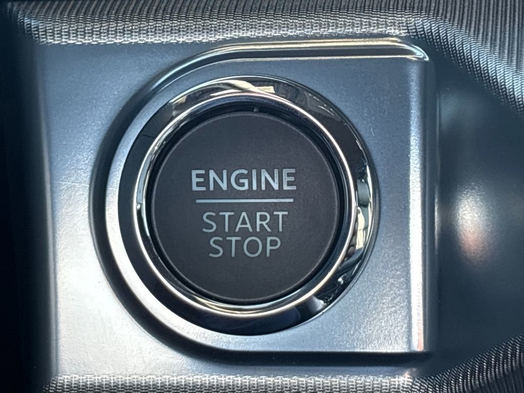 New 2025 Ford F150 Lariat w/ Equipment Group 501A Mid image 22