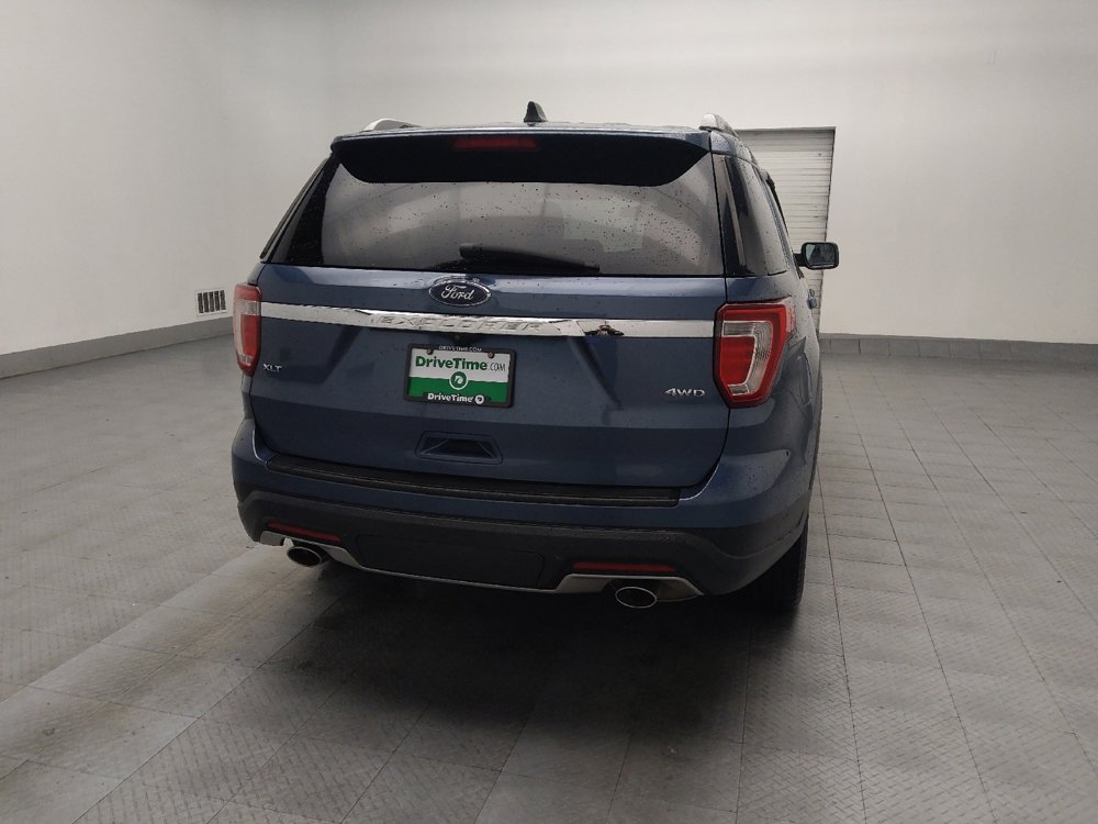 Used 2018 Ford Explorer XLT AWD/4WD image 9