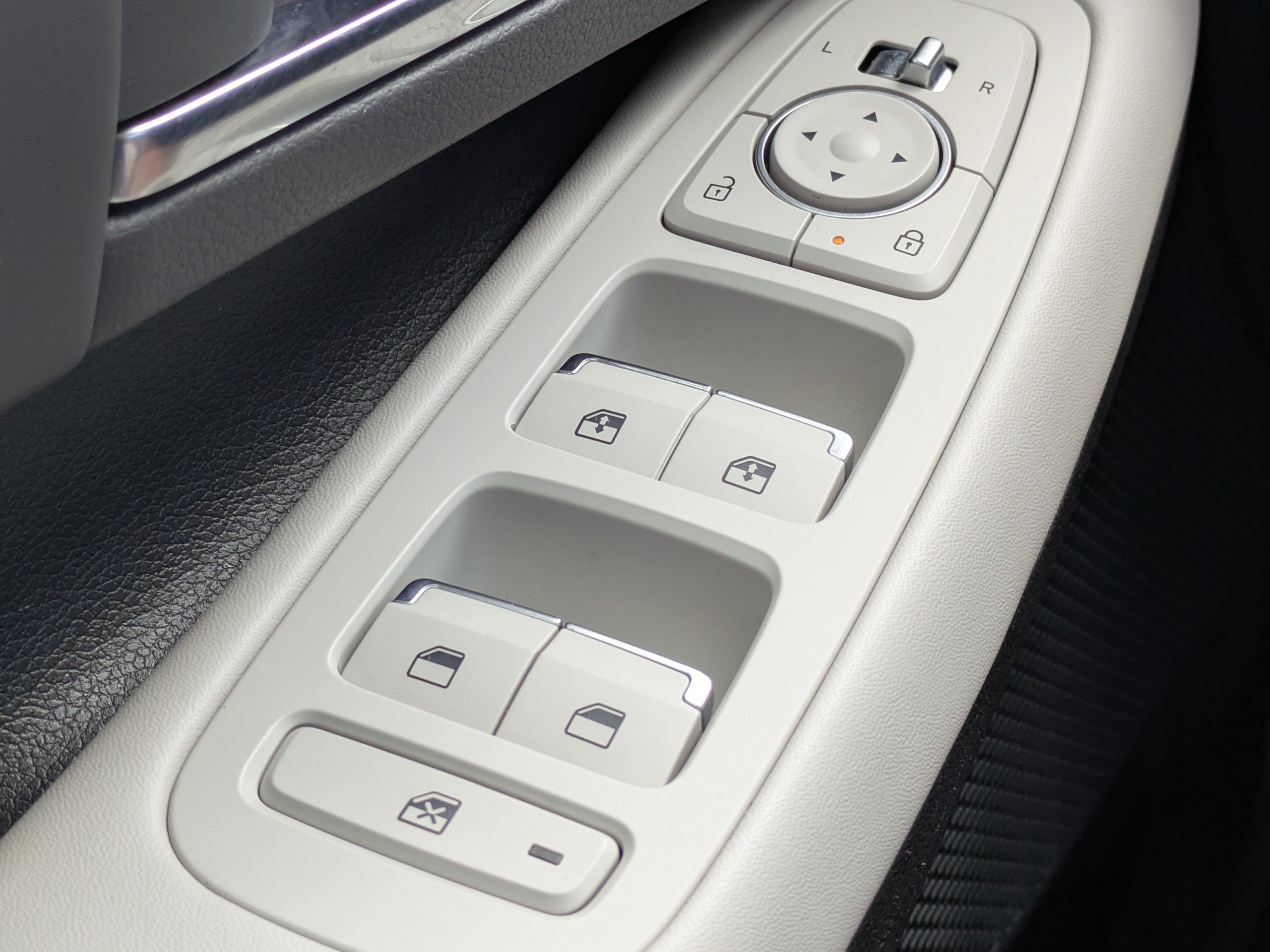 Certified 2023 Hyundai Sonata SEL FWD image 23