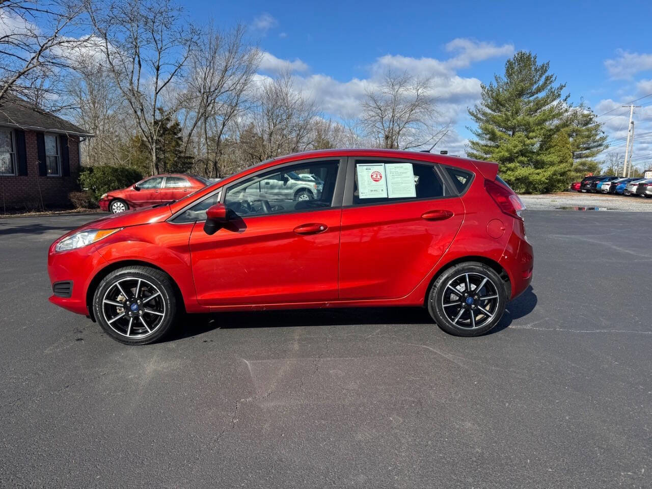 Used 2018 Ford Fiesta SE image 7