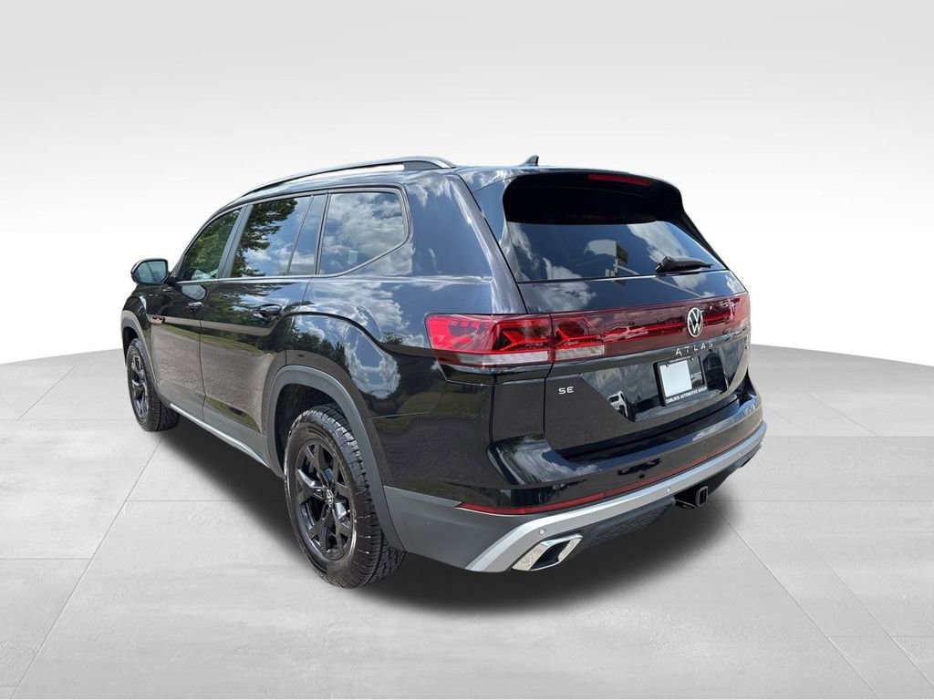 New 2026 Volkswagen Atlas Peak Edition image 5
