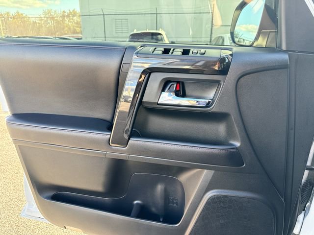 Used 2019 Toyota 4Runner TRD Off-Road image 20