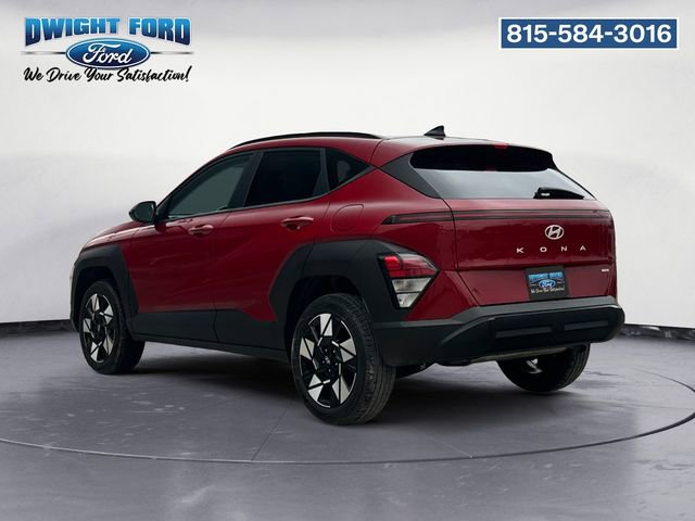 Used 2024 Hyundai Kona SEL AWD/4WD image 3