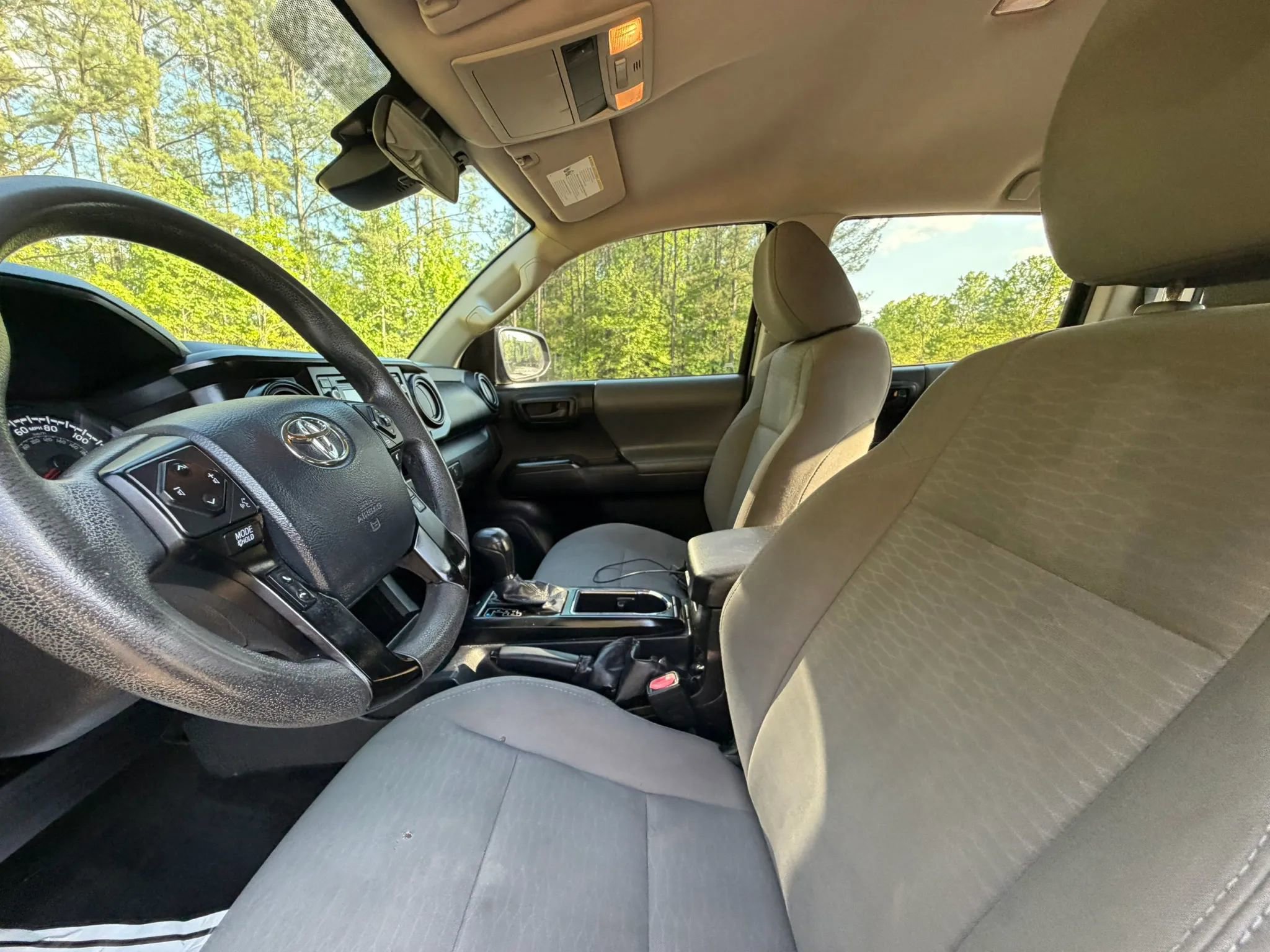 Used 2018 Toyota Tacoma SR w/ SR Convenience Package RWD image 12