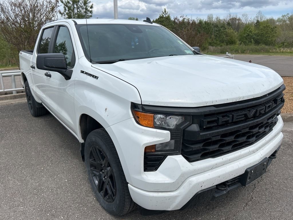 Used 2023 Chevrolet Silverado 1500 Custom w/ LPO, Dark Essentials Package image 3