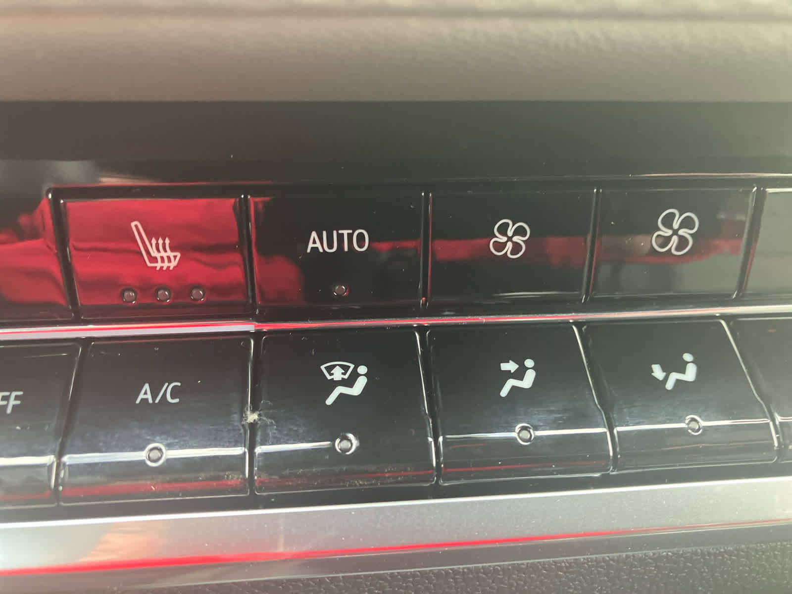 New 2026 Chevrolet Equinox LT w/ Convenience Package II image 32