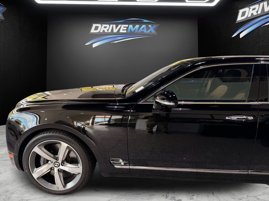 Used 2016 Bentley Mulsanne Speed RWD image 9