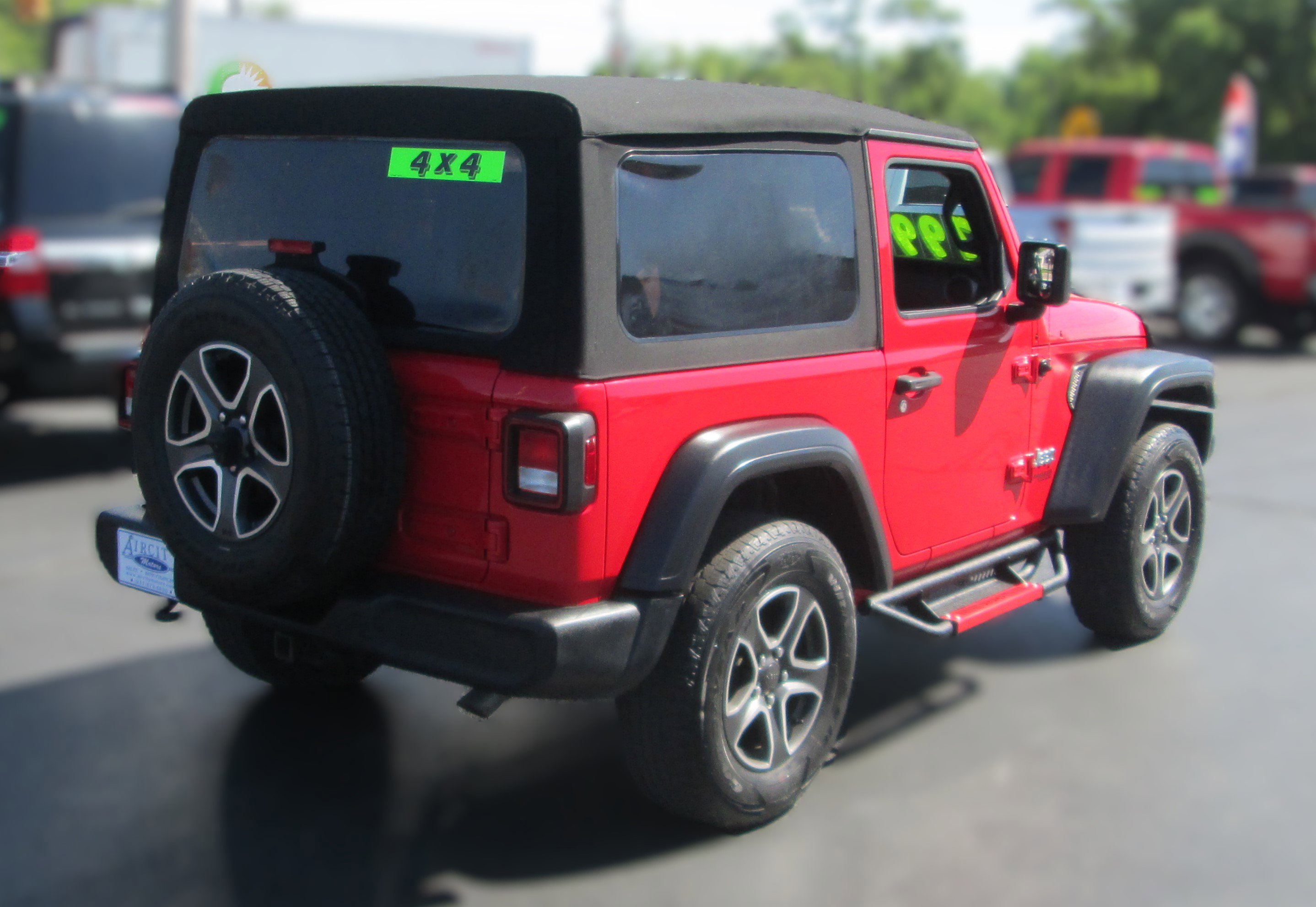 Used 2020 Jeep Wrangler Sport AWD/4WD image 6