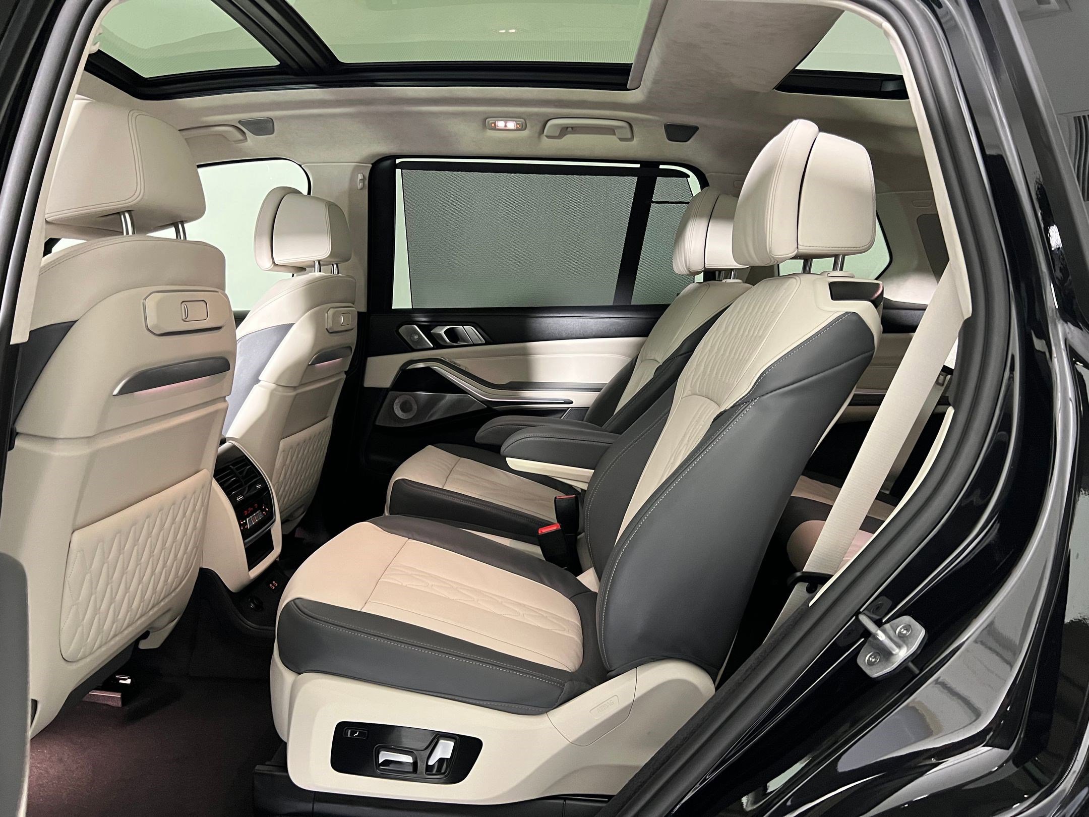 New 2026 BMW ALPINA XB7 image 12