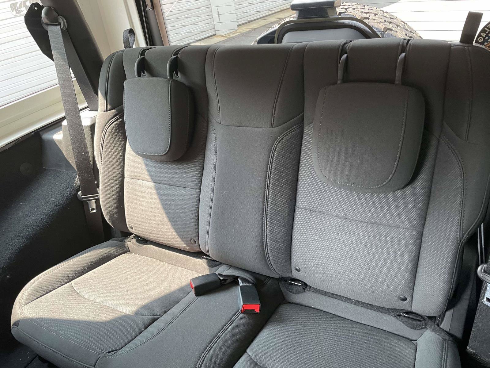 Used 2018 Jeep Wrangler Sport AWD/4WD image 10
