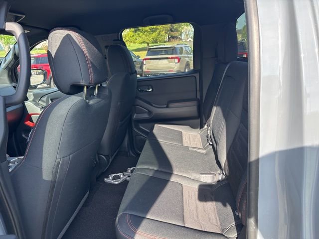 Used 2023 Nissan Frontier PRO-4X w/ Pro Convenience Package AWD/4WD image 9