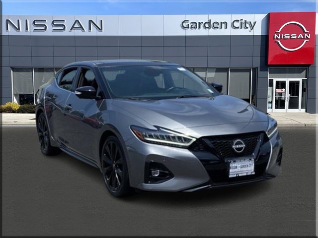 Certified 2023 Nissan Maxima SR w/ Sport Mat Group