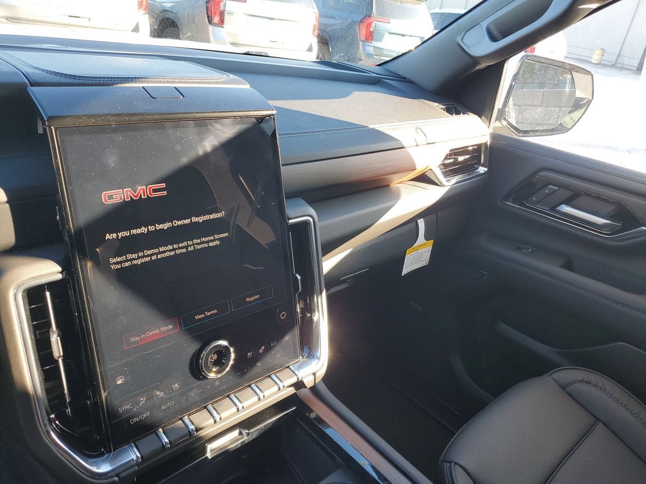 New 2026 GMC Yukon XL Denali w/ Sun & Power Step Package RWD image 26