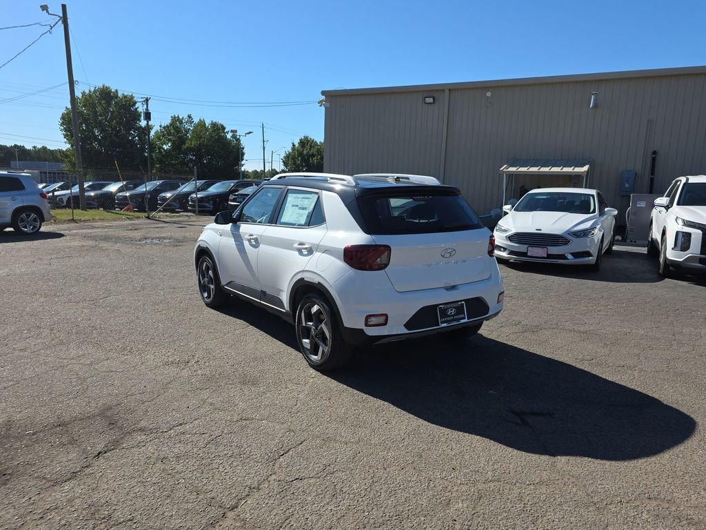 New 2025 Hyundai Venue Limited image 15