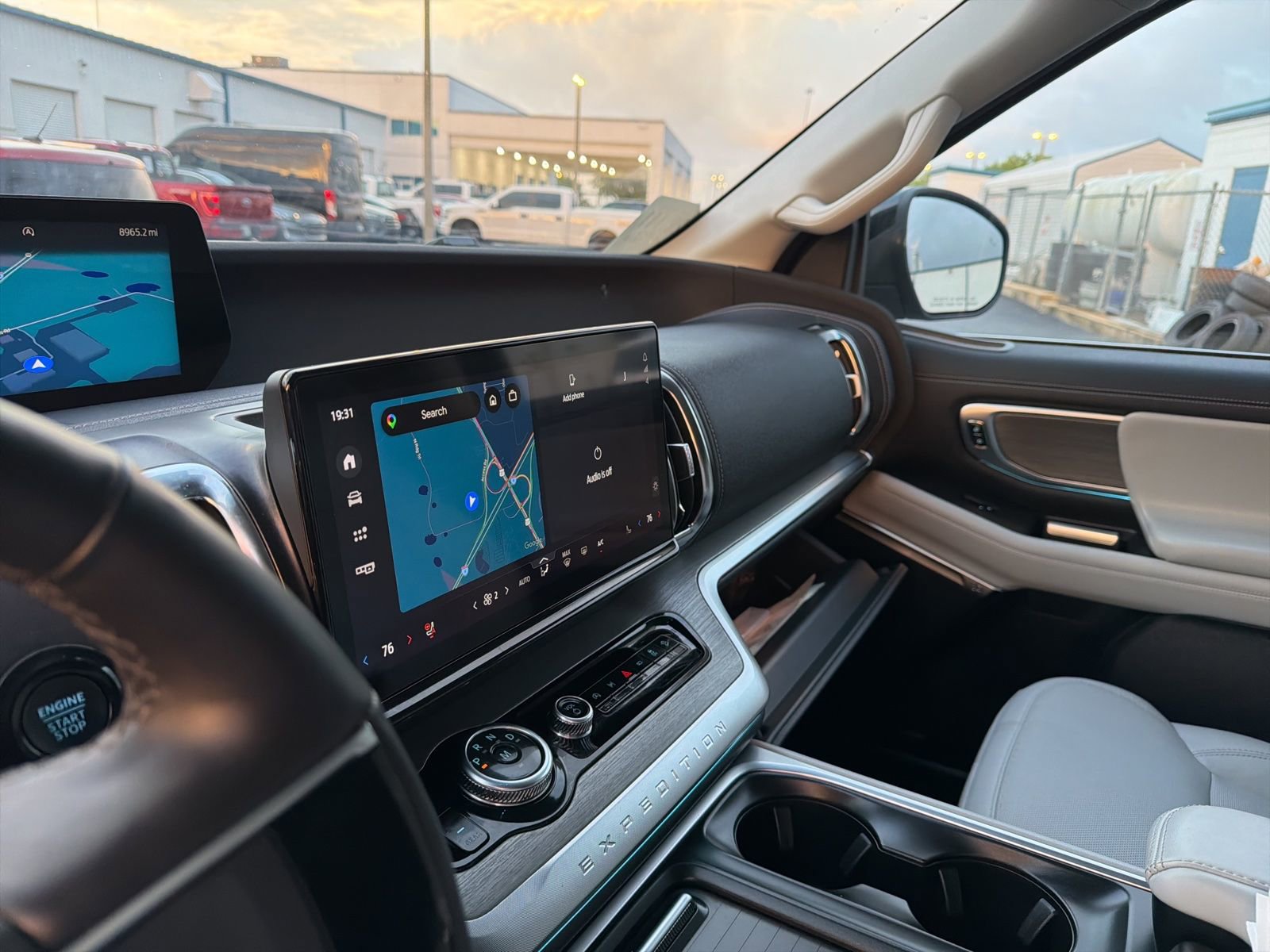 Used 2025 Ford Expedition Platinum image 22