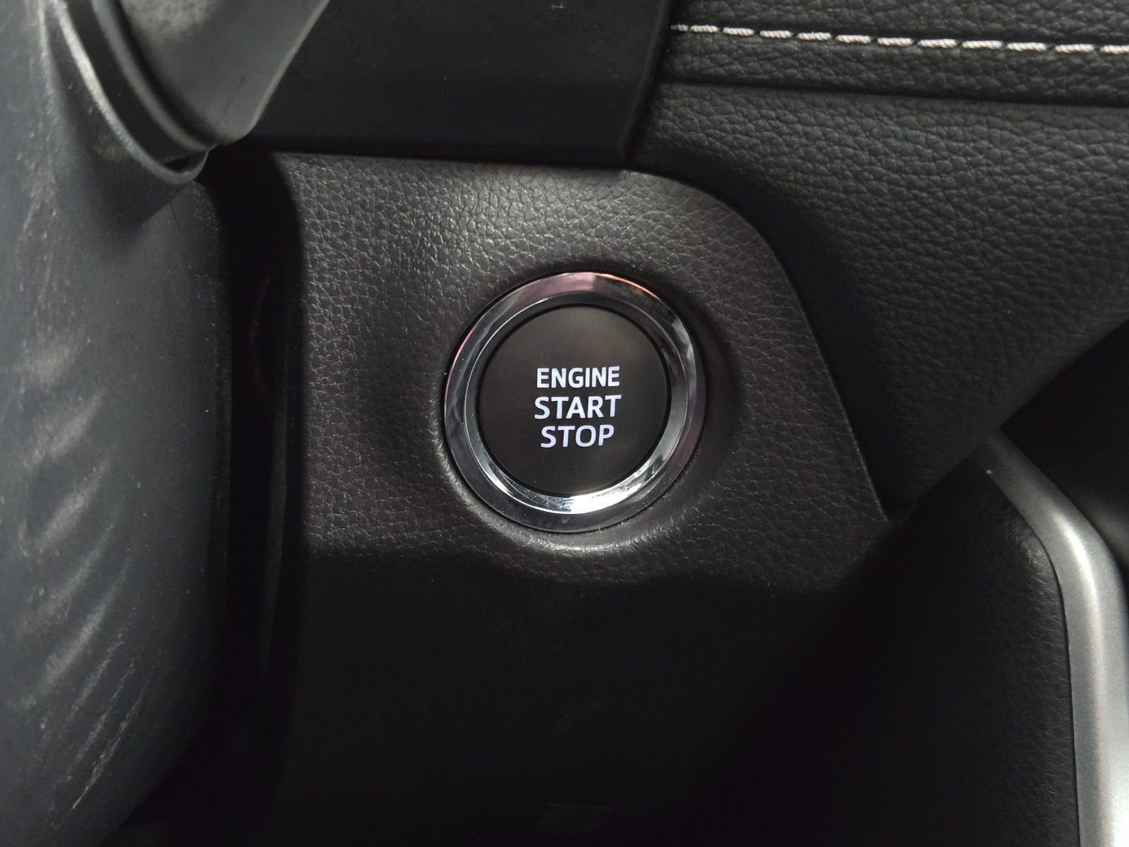 Certified 2025 Toyota RAV4 XLE w/ Convenience Package image 20