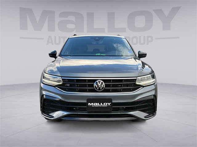 Used 2023 Volkswagen Tiguan SE R-Line image 8