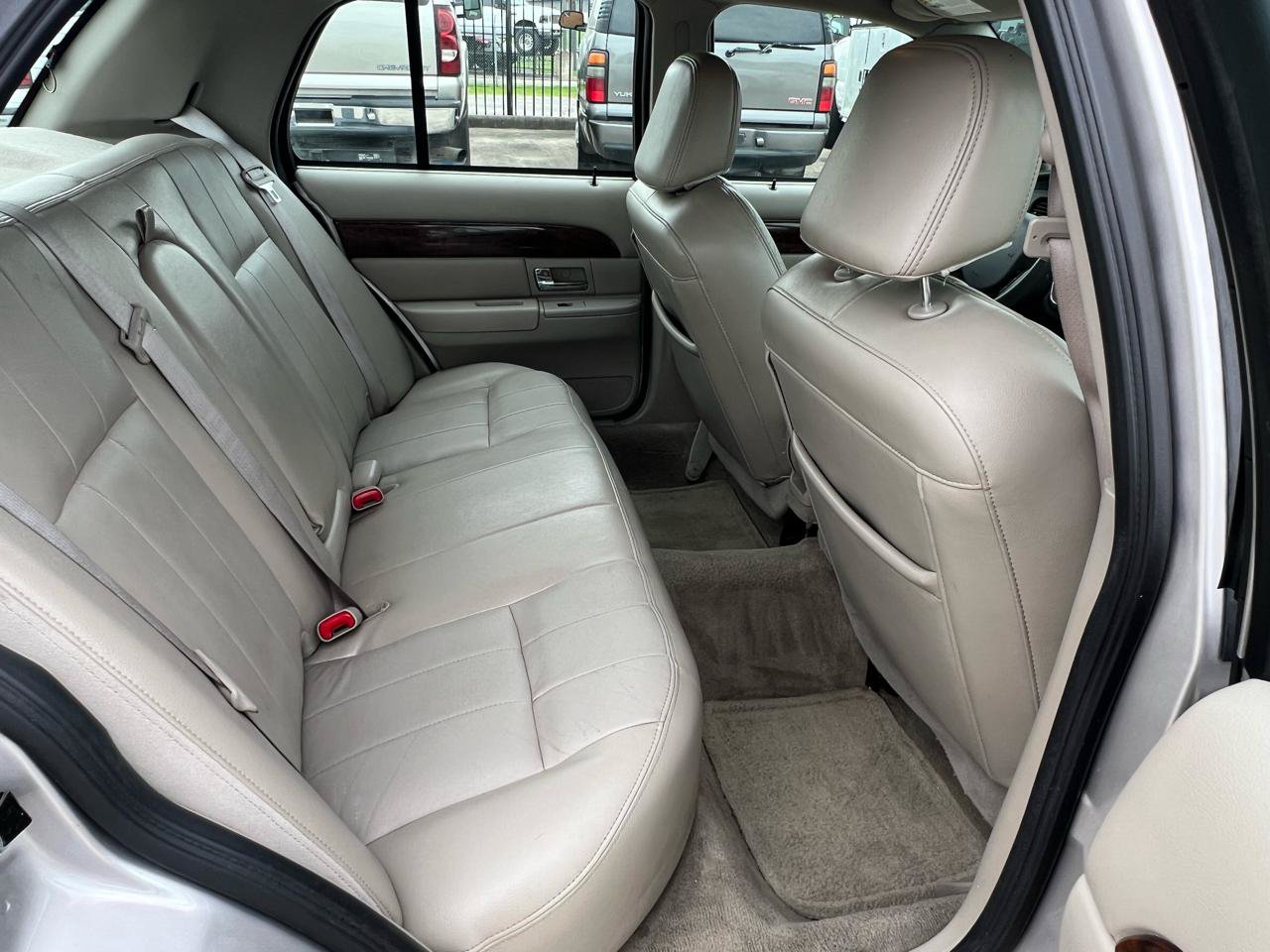 Used 2009 Mercury Grand Marquis LS RWD image 43