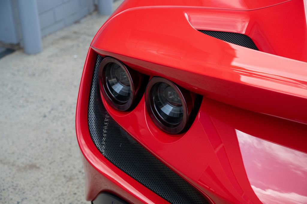 Used 2022 Ferrari F8 Tributo image 22