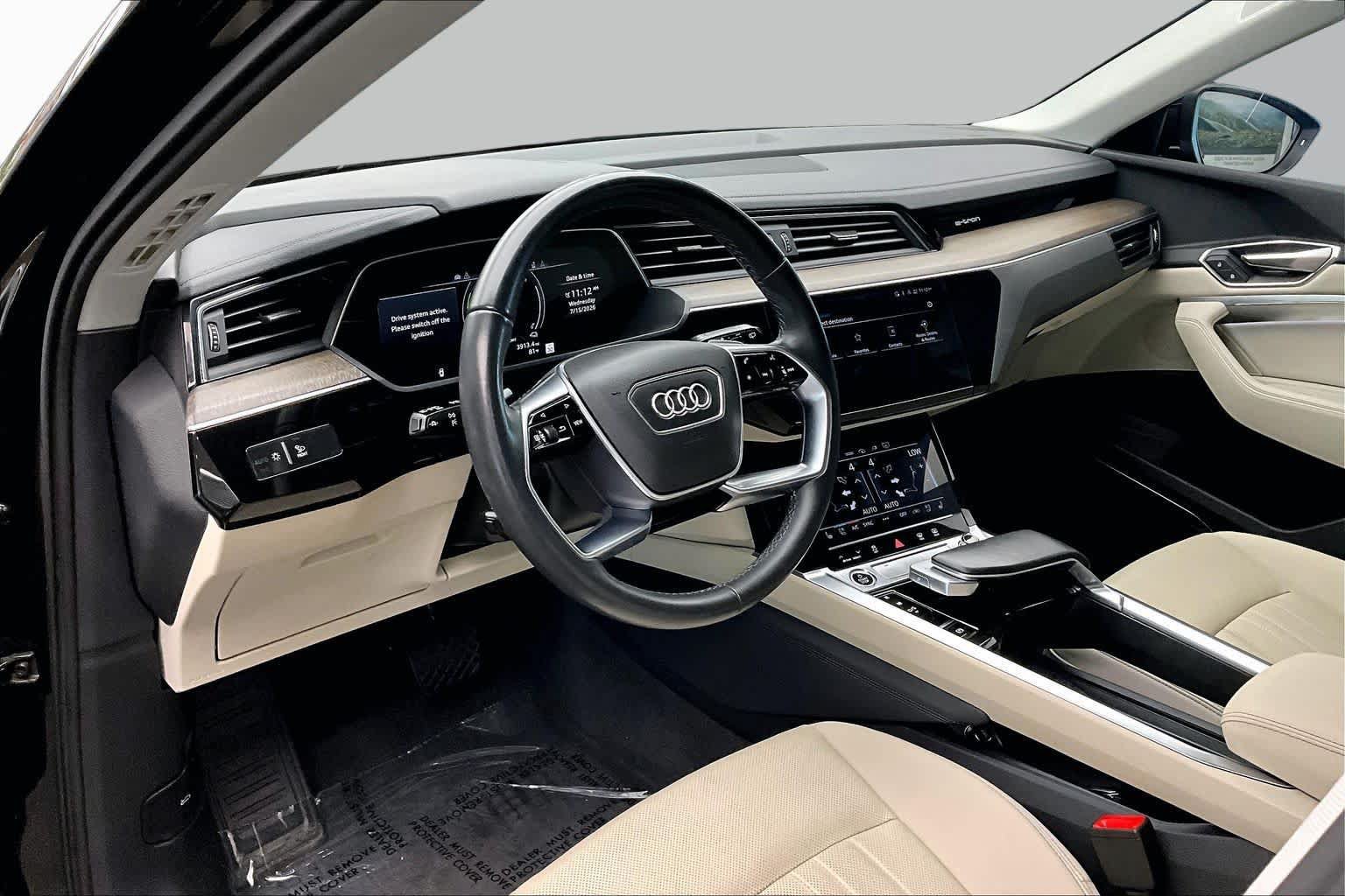 Used 2024 Audi Q8 e-tron Premium Plus AWD/4WD image 16
