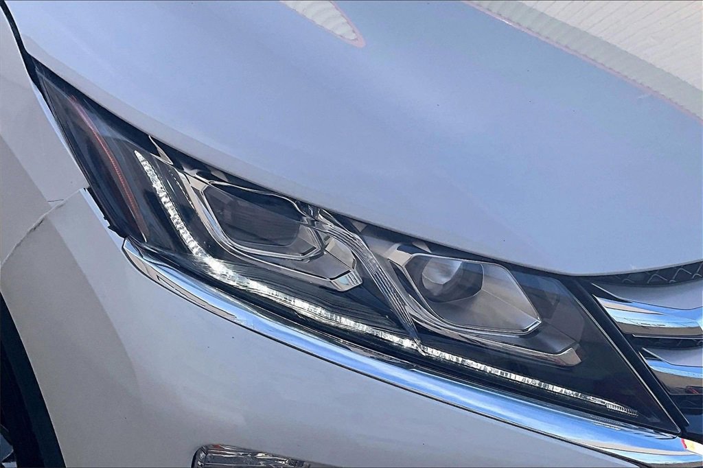 Used 2018 Mitsubishi Eclipse Cross AWD image 31