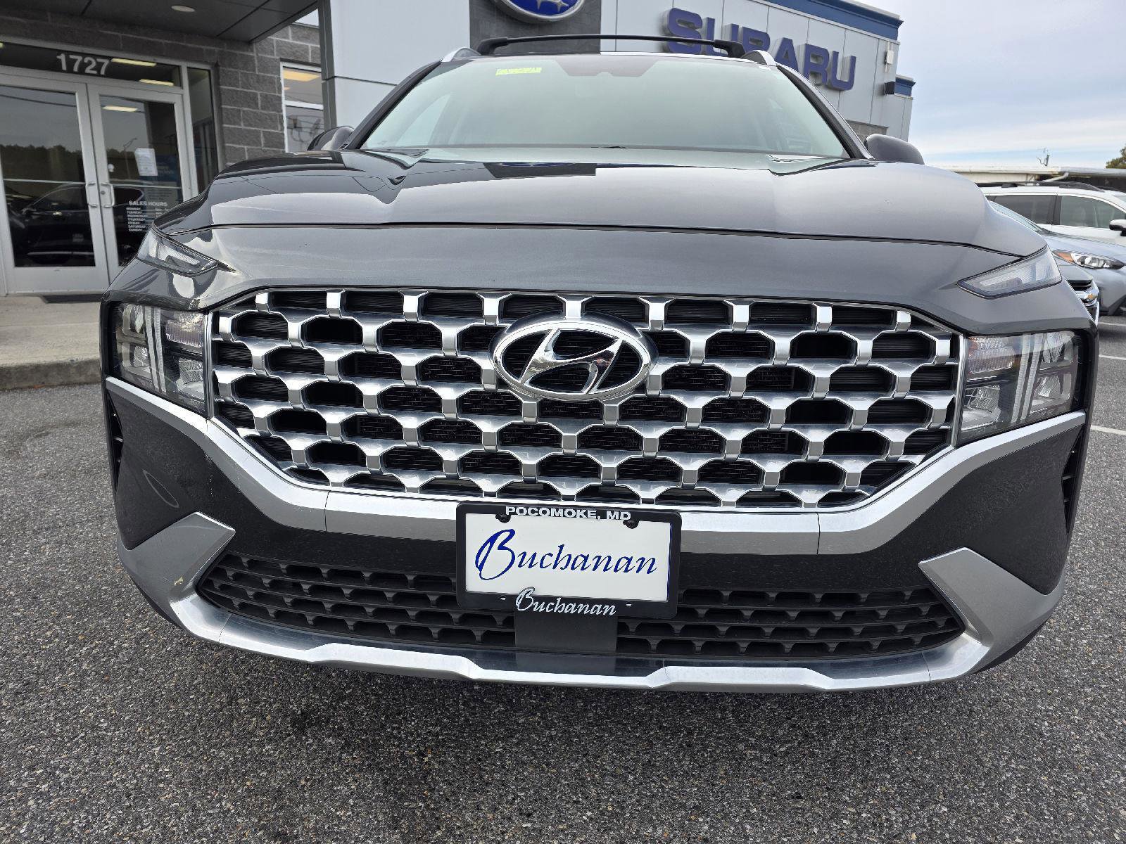 Used 2022 Hyundai Santa Fe SEL image 2