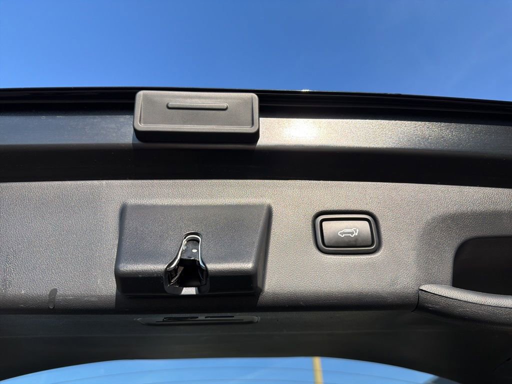 Used 2024 Hyundai Tucson Limited image 18