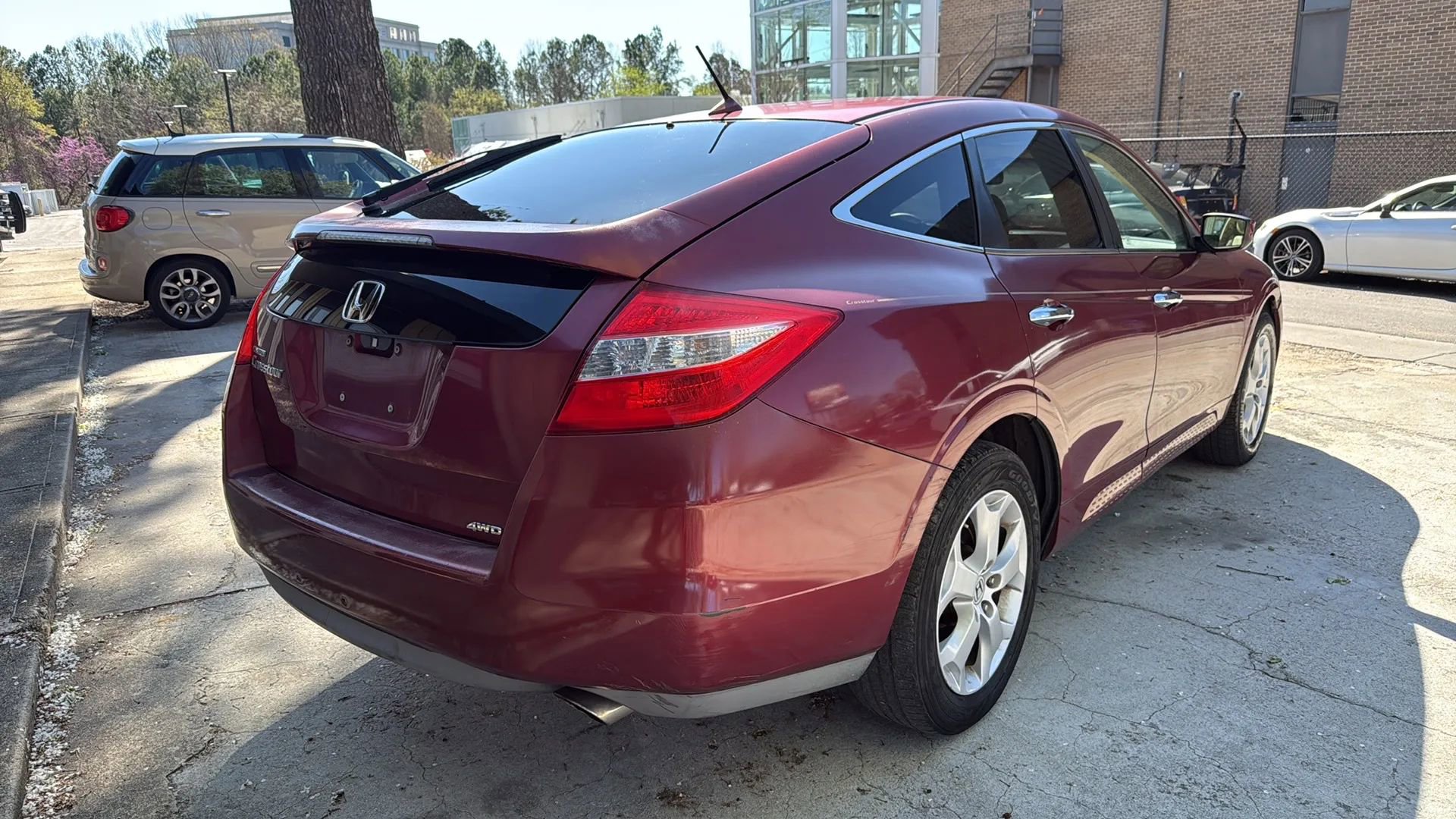 Used 2010 Honda Crosstour EX-L image 5