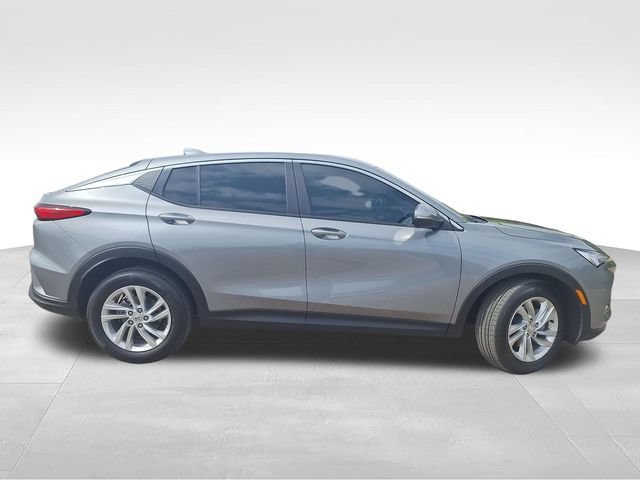 Used 2025 Buick Envista Preferred w/ Convenience II Package FWD image 8