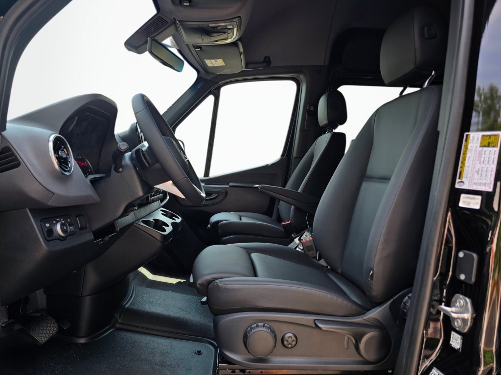 New 2026 Mercedes-Benz Sprinter 2500 image 11