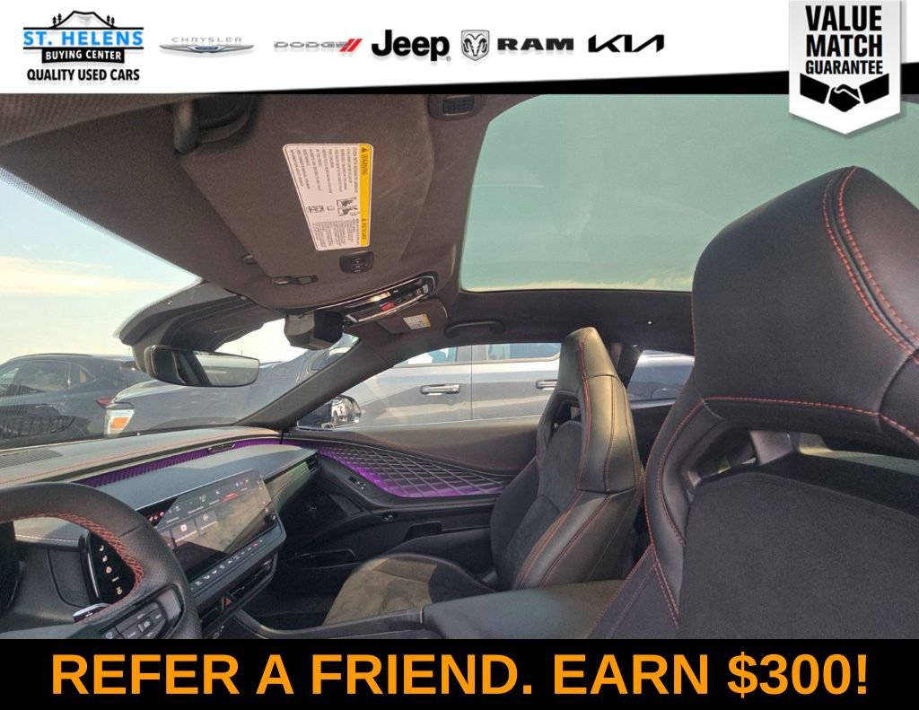Used 2024 Dodge Charger Daytona Scat Pack w/ Plus Group AWD/4WD image 17