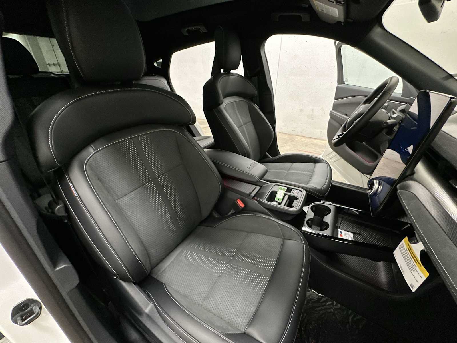 New 2025 Ford Mustang Mach-E GT AWD/4WD image 35