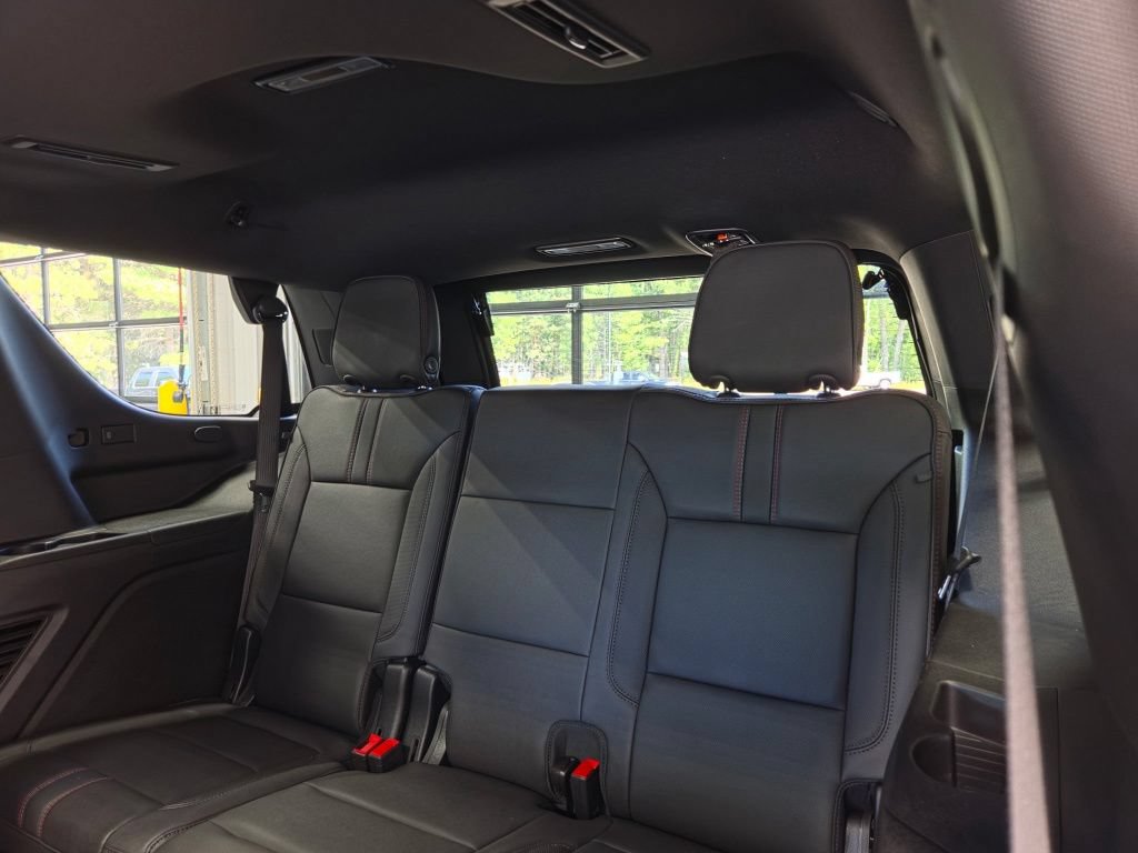 Used 2025 Chevrolet Tahoe RST w/ RST Capability Package AWD/4WD image 18