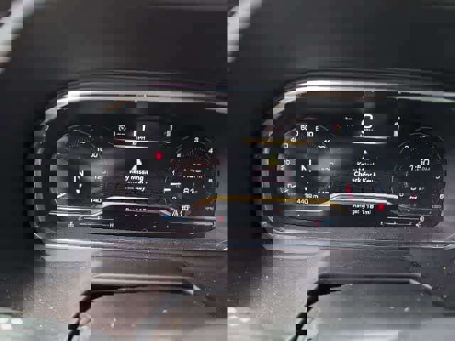 Used 2024 GMC Yukon SLE image 14