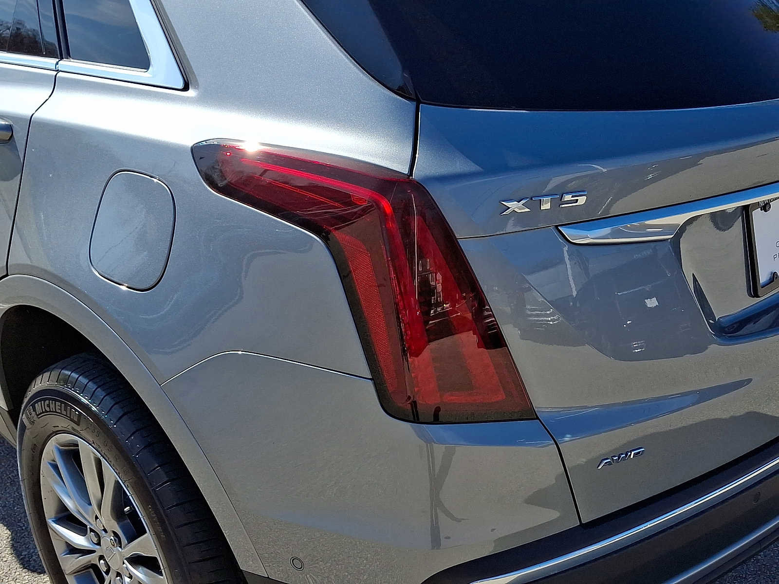 Certified 2023 Cadillac XT5 Premium Luxury w/ Technology Package image 12